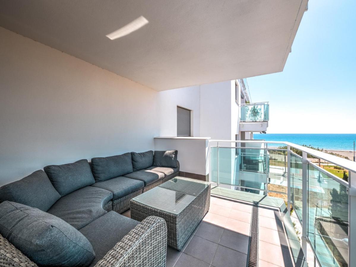 New Beach Front Apartment With Large Balcony Torrox Exterior foto